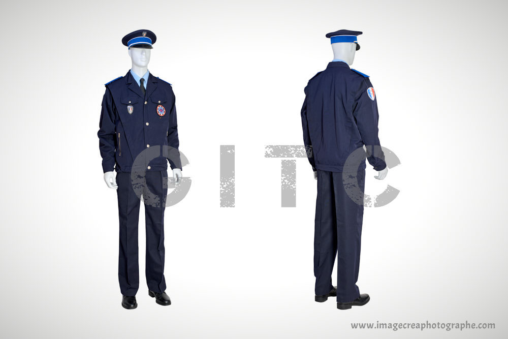 Tenue police 1984